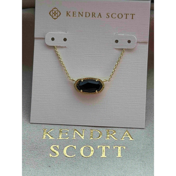 Kendra Scott Jewelry - Kendra Scott Pendant Necklace in Black